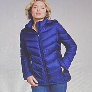 CHARTER CLUB WOMENS PUFFER COAT PACKABLE HOODED FULL ZIP SZ MED & LG BLUE